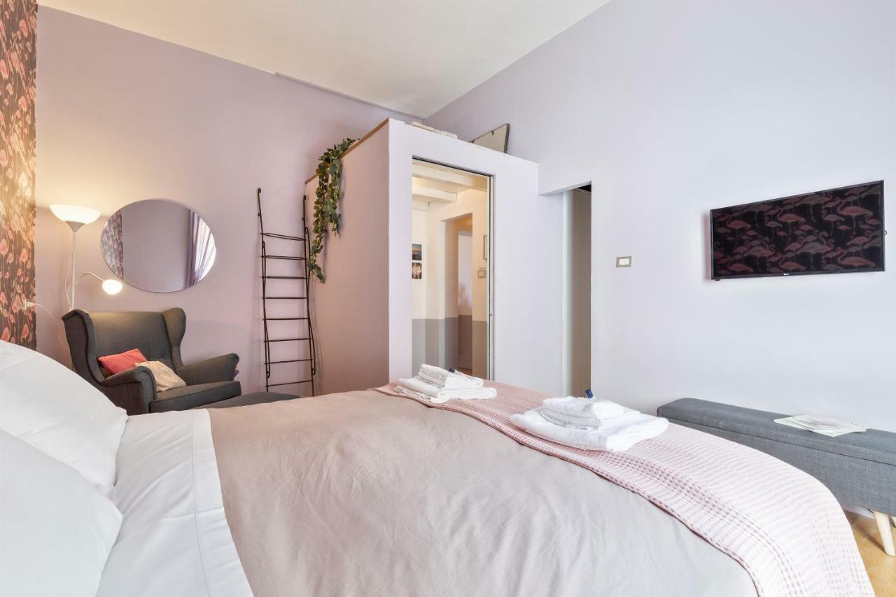 Rome As You Feel - Vittorio Colorful Design Apartment Exterior photo